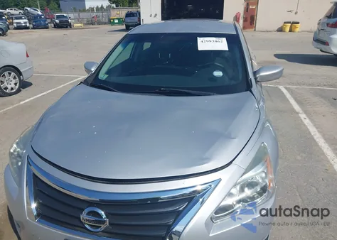 2015 Nissan Altima 2.5 S z USA, uszkodzony, nr VIN 1N4AL3AP4FC145189